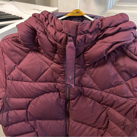 SOLD Lululemon fluffin awesome jacket - Picture 6 of 11